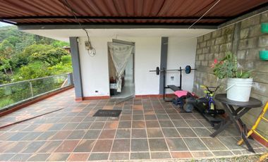 VENDO CASA-HOTEL EN COPACABANA AUTOPISTA MEDELLIN BOGOTA