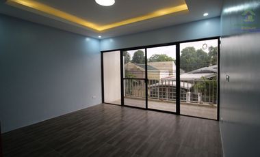 HOUSE FOR SALE IN PARANAQUE
