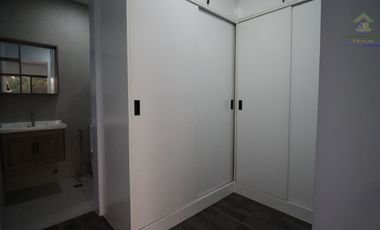 HOUSE FOR SALE IN PARANAQUE