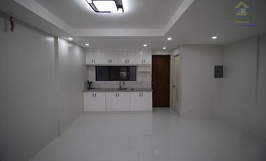 FOR SALE 3 STOREY HOUSE AND LOT IN PARANAQUE
