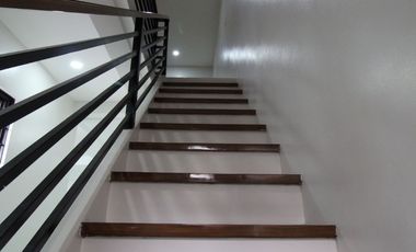 FOR SALE 3 STOREY HOUSE AND LOT IN PARANAQUE