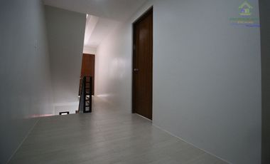 FOR SALE 3 STOREY HOUSE AND LOT IN PARANAQUE