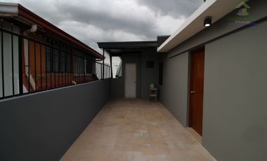 FOR SALE 3 STOREY HOUSE AND LOT IN PARANAQUE