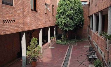 VENDO LINDA CASA BARRIO LISBOA