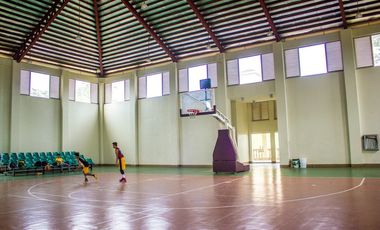 RENT NOW – 2 Bedrooms Located at a Golf Gated Community at Silang Cavite near Tagaytay for foreigners with Philippine Retirement Visa assistance