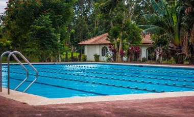 RENT NOW – 2 Bedrooms Located at a Golf Gated Community at Silang Cavite near Tagaytay for foreigners with Philippine Retirement Visa assistance