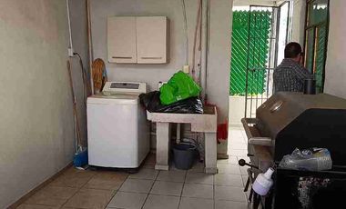 VENTA DE CASA EN FRACCIONAMIENTO JUSTO MENDOZA