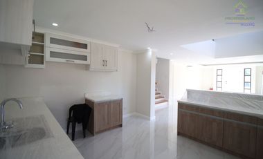 HOUSE FOR SALE IN DAANG HARI