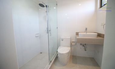 HOUSE FOR SALE IN DAANG HARI