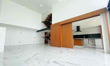 Moderna casa en venta, en Gran Reserva lomas de Angelópolis