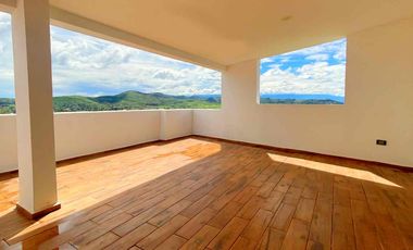 Moderna casa en venta, en Gran Reserva lomas de Angelópolis