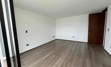 Moderna casa en venta, en Gran Reserva lomas de Angelópolis