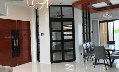 Fully-furnished Two-storey Corner House for Rent in South Forbes Villas Silang / Sta. Rosa / Nuvali area