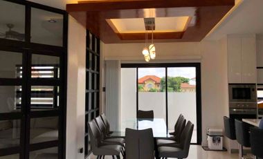 Fully-furnished Two-storey Corner House for Rent in South Forbes Villas Silang / Sta. Rosa / Nuvali area