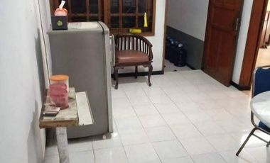 Disewakan Rumah Siap Huni Lokasi Ketintang Permai Surabaya Selatan