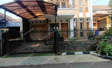 Rumah 2 Lantai Komplek Ujungberung Indah Dekat Ubertos Kota Bandung