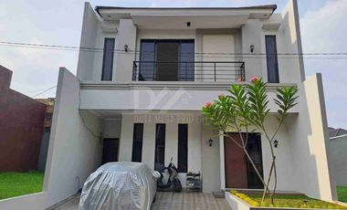 Dijual Murah, Rumah Furnish Cantik Asri di BSD Tangerang Selatan