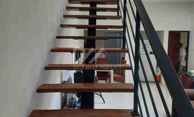 Dijual Murah, Rumah Furnish Cantik Asri di BSD Tangerang Selatan