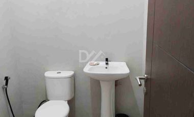 Dijual Murah, Rumah Furnish Cantik Asri di BSD Tangerang Selatan