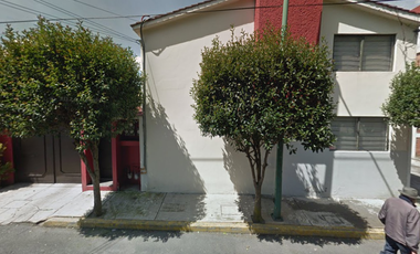 Casa en venta en Luis Gonzaga Urbina, Salvador Sánchez Colín, 50150 Toluca de Lerdo, Méx.