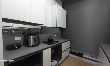 IQON, Arriendo Suite Amoblada Moderna, 2 Balcones, Edificio de Lujo, Sector La Carolina, Shyris, República del Salvador