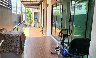 For Sale: Townhome The Author Ratchada 32 Best Price in Area | Corner Unit – Feels Like a Single House