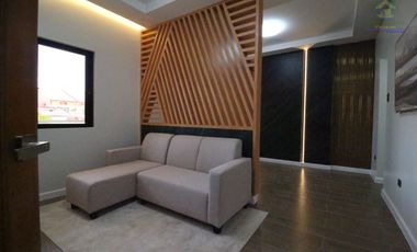 HOUSE AND LOT FOR SALE IN BF RESORT