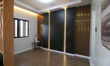 HOUSE AND LOT FOR SALE IN BF RESORT