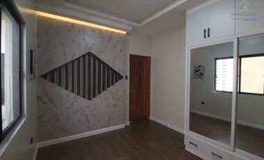 HOUSE AND LOT FOR SALE IN BF RESORT