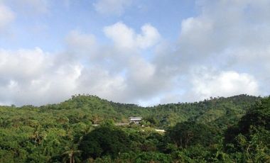 FOR SALE Private Family Compound with Breathtaking Lake Views & Expansion Potential – 1 Hectare