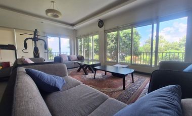 FOR SALE Private Family Compound with Breathtaking Lake Views & Expansion Potential – 1 Hectare