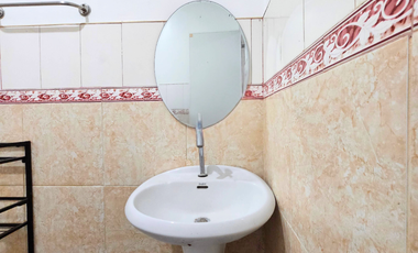 𝗙𝗼𝗿 𝗥𝗲𝗻𝘁: 𝗙𝘂𝗿𝗻𝗶𝘀𝗵𝗲𝗱 𝟰-𝗕𝗲𝗱𝗿𝗼𝗼𝗺 𝟮-𝗦𝘁𝗼𝗿𝗲𝘆 𝗔𝗽𝗮𝗿𝘁𝗺𝗲𝗻𝘁 𝗶𝗻 𝗗𝘂𝗺𝗮𝗴𝘂𝗲𝘁𝗲 𝗖𝗶𝘁𝘆