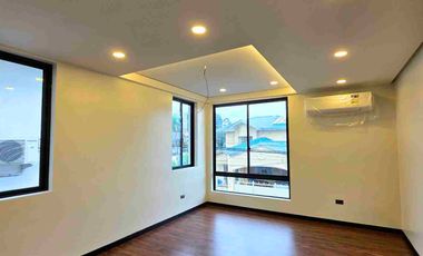 For Sale: Brand New Elegant Modern 3-Storey House in BF Homes