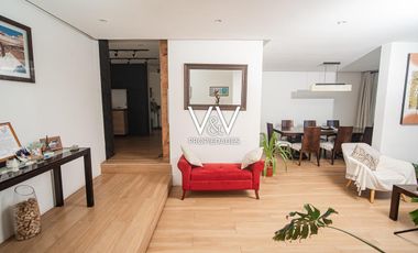 SE VENDE HERMOSA CASA EN VILLA HUAYQUIQUE.