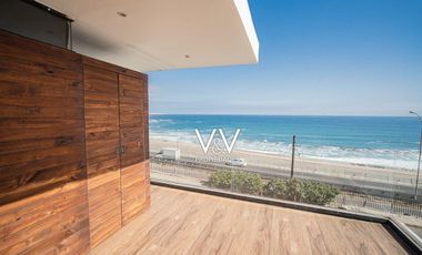 SE VENDE HERMOSA CASA EN VILLA HUAYQUIQUE.