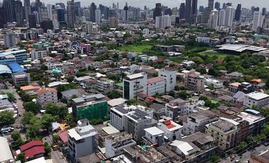 Land for Sale in Soi Pridi Banomyong 13 Only 400 meters from Sukhumvit 71! Double frontage, 99 sq.wah ！close to Makro / Max Value,St. Andrews Internat