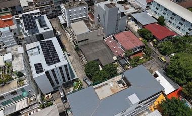 Land for Sale in Soi Pridi Banomyong 13 Only 400 meters from Sukhumvit 71! Double frontage, 99 sq.wah ！close to Makro / Max Value,St. Andrews Internat
