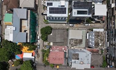 Land for Sale in Soi Pridi Banomyong 13 Only 400 meters from Sukhumvit 71! Double frontage, 99 sq.wah ！close to Makro / Max Value,St. Andrews Internat