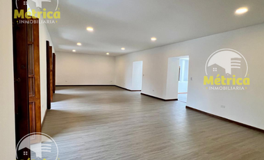 SE ARRIENDA AMPLIA OFICINA EN IPIALES EXCELENETE UBICACION