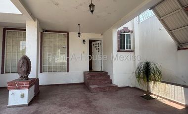 Casa Amueblada en Venta en Ocoyoacac, Juarez Chirinos MT 25-3552.