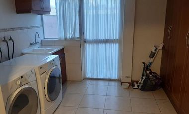 CASA EN VENTA 4 DORMITORIOS URB. SAN JOSÉ DEL VALLE CONOCOTO