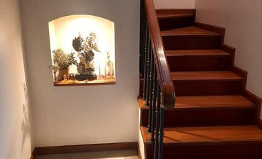 CASA EN VENTA 4 DORMITORIOS URB. SAN JOSÉ DEL VALLE CONOCOTO