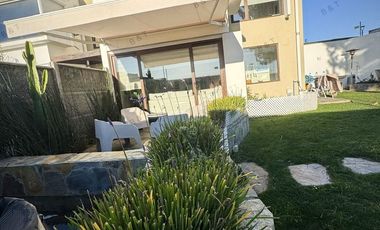 LOMAS CONDOMINIO 5D-4B-3EST-PATIO