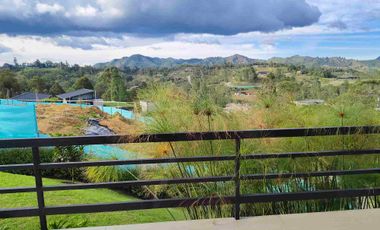 Venta de finca en el Retiro Condominio Monte Sereno