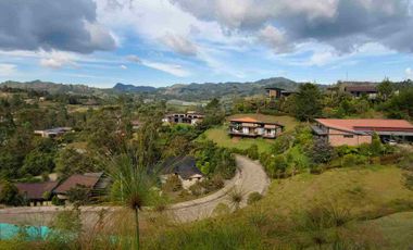 Venta de finca en el Retiro Condominio Monte Sereno