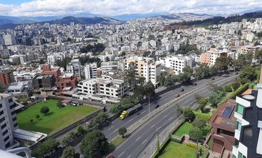 Departamento en venta 2 dormitorios sector El Bosque Quito