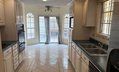 Venta de Casa en El Area del Ex - Galgodromo (Nuevo Hospital del Imss)