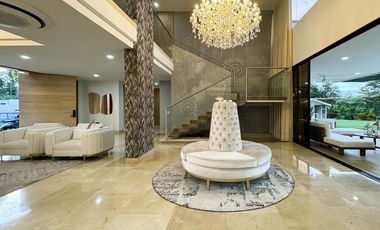 TE ALQUILO FINCA PALMA REAL EN COPACABANA LLAMANOS AL3052781248 DISFRUTA DE UN ENCANTADOR AMBIENTE DISPONIBILIDAD INMEDIATA