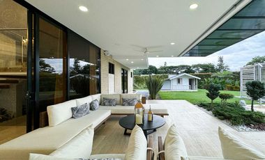 TE ALQUILO FINCA PALMA REAL EN COPACABANA LLAMANOS AL3052781248 DISFRUTA DE UN ENCANTADOR AMBIENTE DISPONIBILIDAD INMEDIATA