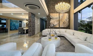 TE ALQUILO FINCA PALMA REAL EN COPACABANA LLAMANOS AL3052781248 DISFRUTA DE UN ENCANTADOR AMBIENTE DISPONIBILIDAD INMEDIATA